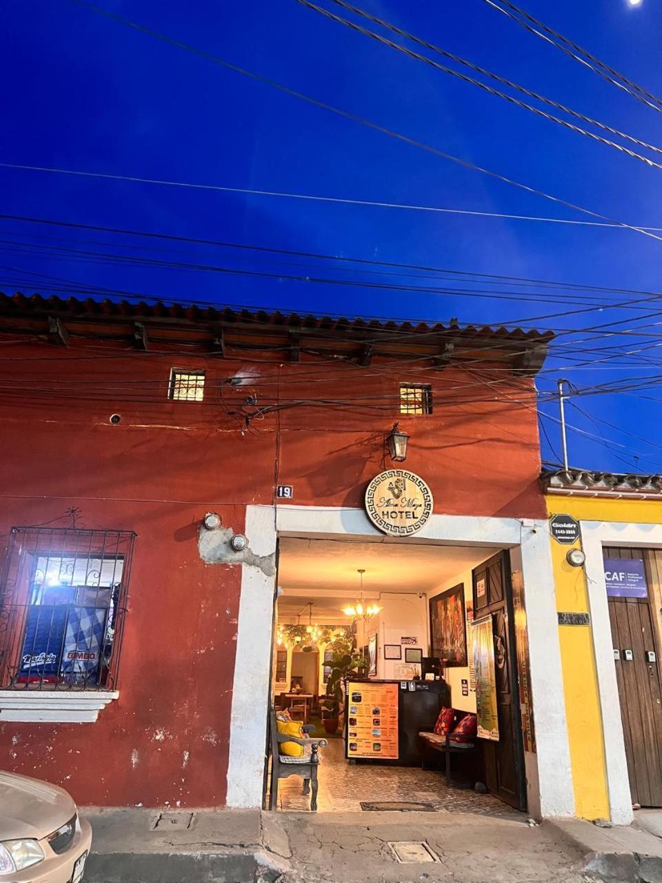 Hotel Alma Maya Antigua Zewnętrze zdjęcie
