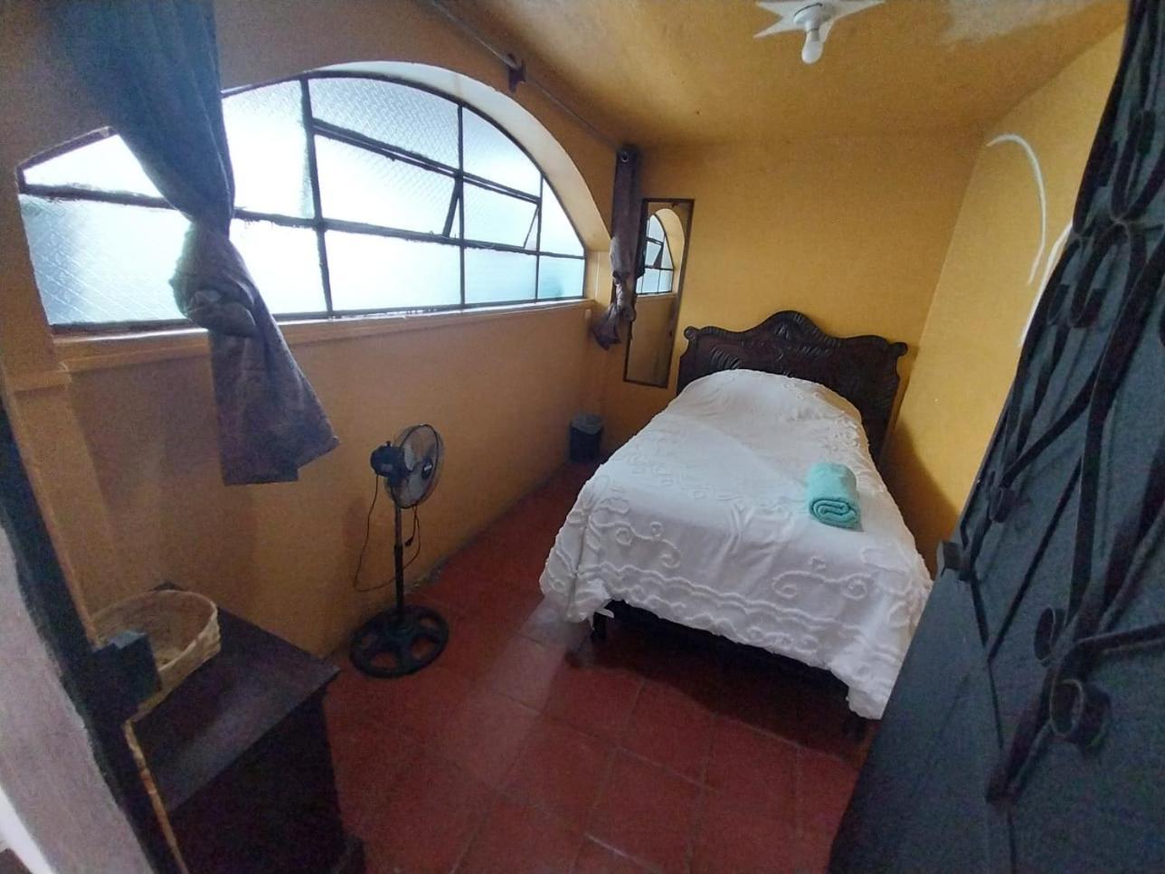 Hotel Alma Maya Antigua Zewnętrze zdjęcie