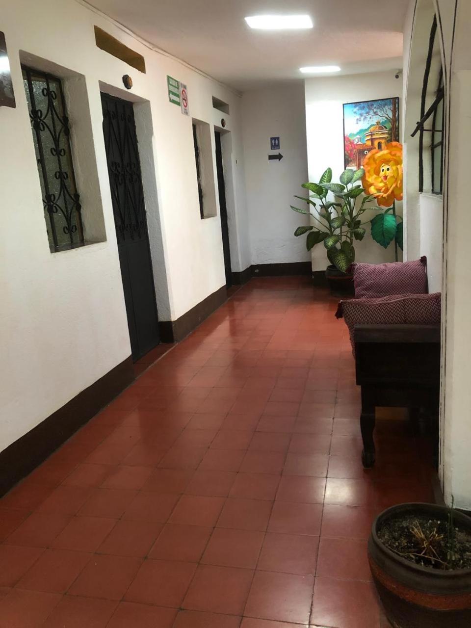 Hotel Alma Maya Antigua Zewnętrze zdjęcie