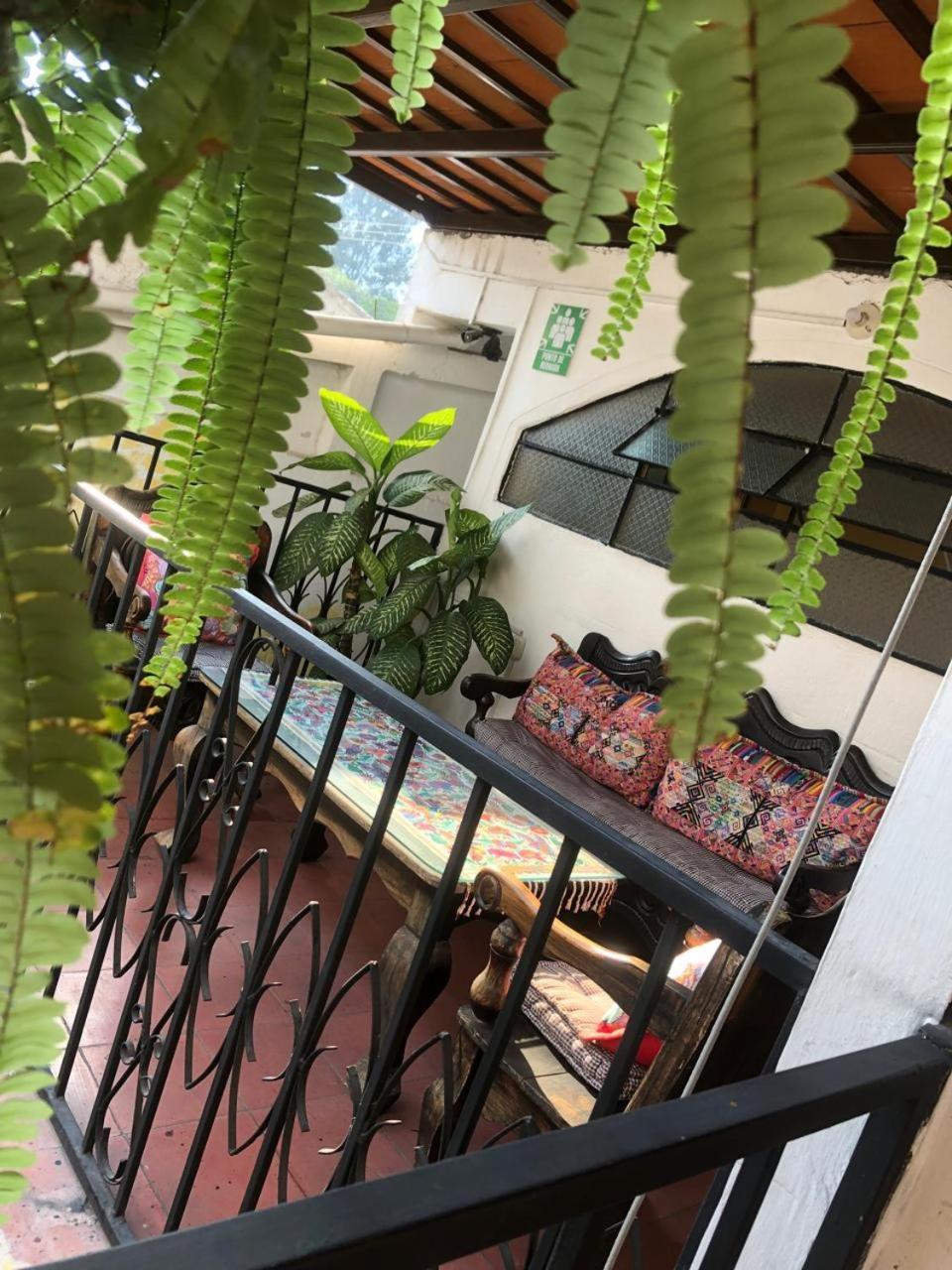 Hotel Alma Maya Antigua Zewnętrze zdjęcie